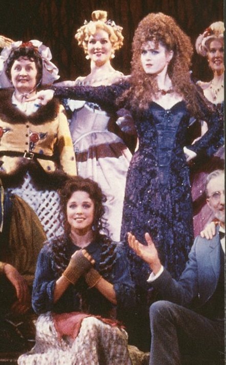 re: Bernadette Peters ACT II Wig in 'Into the Woods'??