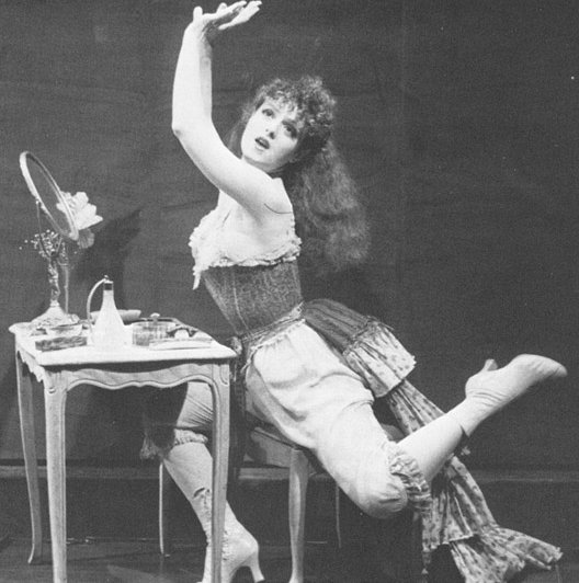 Bernadette Peters Com Close Up Of Spg7 Jpg