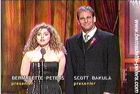 2001Emmys1.jpg, Width: 450, Height: 304, Size: 38KB