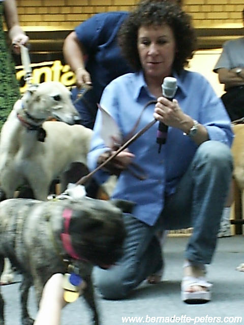 Rhea Perlman, Width: 480, Height: 640, Size: 101KB